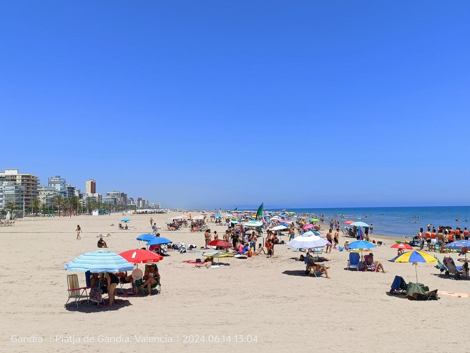 Mare De Deu, Vivienda Vacacional Para Familias Y Mayores De 25 Anos En El Grao De Gandia-Playa Playa de Gandia Bagian luar foto