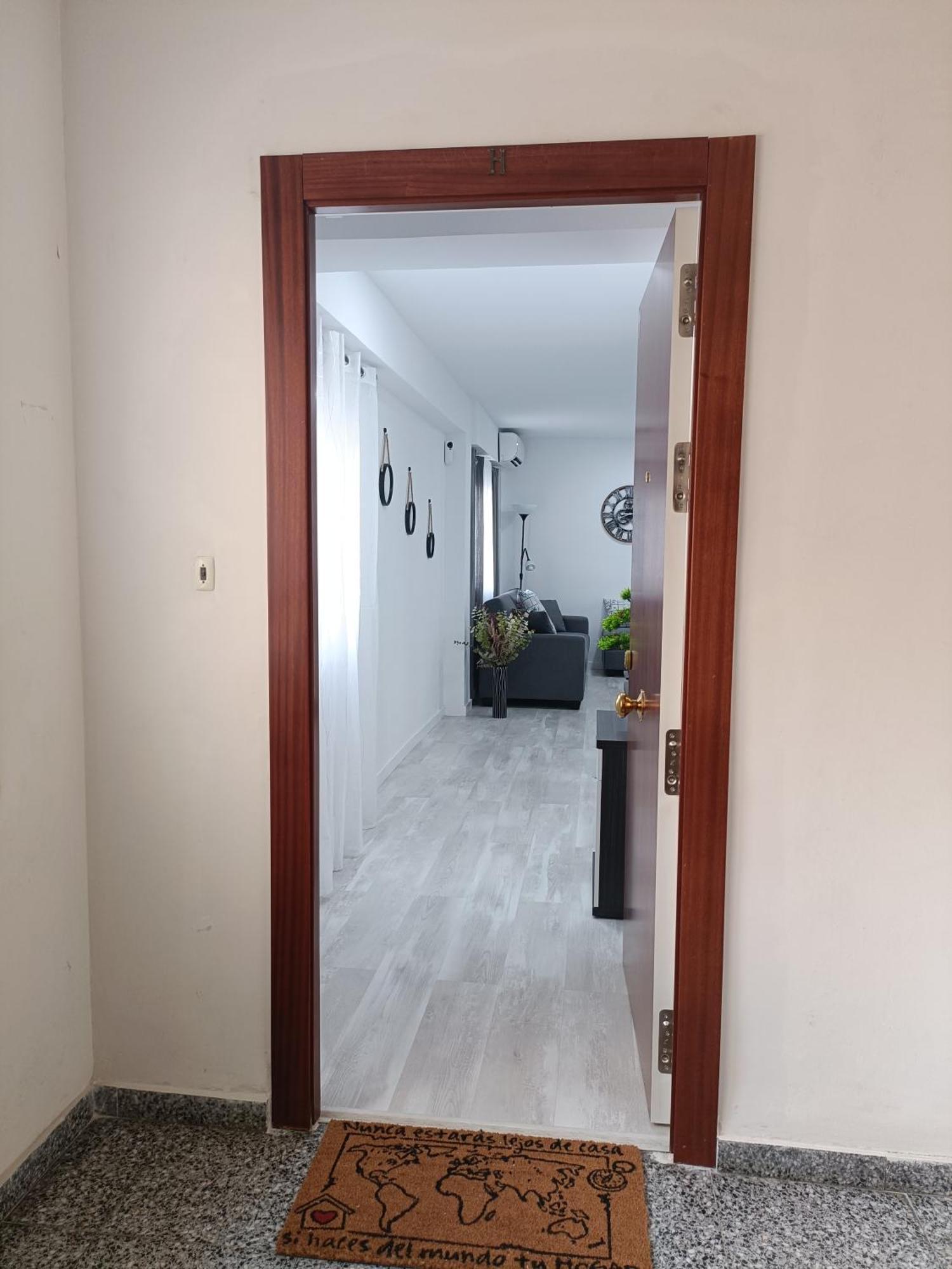 Mare De Deu, Vivienda Vacacional Para Familias Y Mayores De 25 Anos En El Grao De Gandia-Playa Playa de Gandia Bagian luar foto